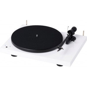 Проигрыватель винила Pro-Ject DEBUT III RecordMaster (OM10) White