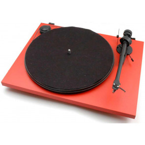 Проигрыватель винила Pro-Ject ESSENTIAL II (OM5e) Matt Red