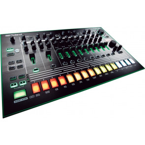 Roland TR8