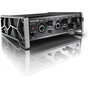 Аудиоинтерфейс TASCAM US-2x2TP