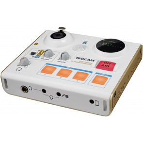 Аудиоинтерфейс TASCAM US-32