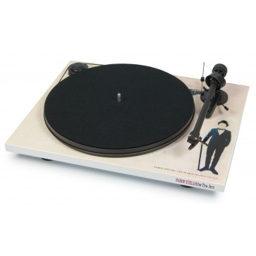 Проигрыватель винила Pro-Ject ESSENTIAL II (OM5e) White Demon