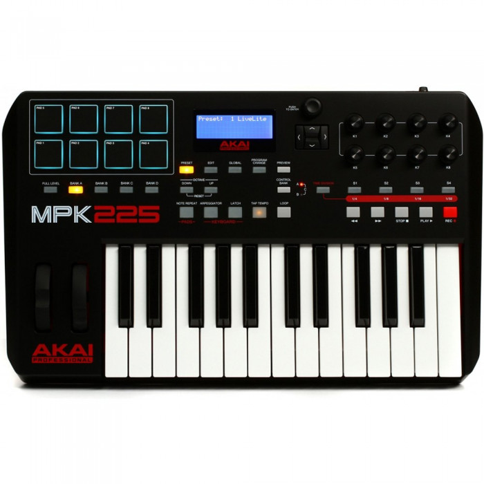 MIDI контроллер AKAI MPK225