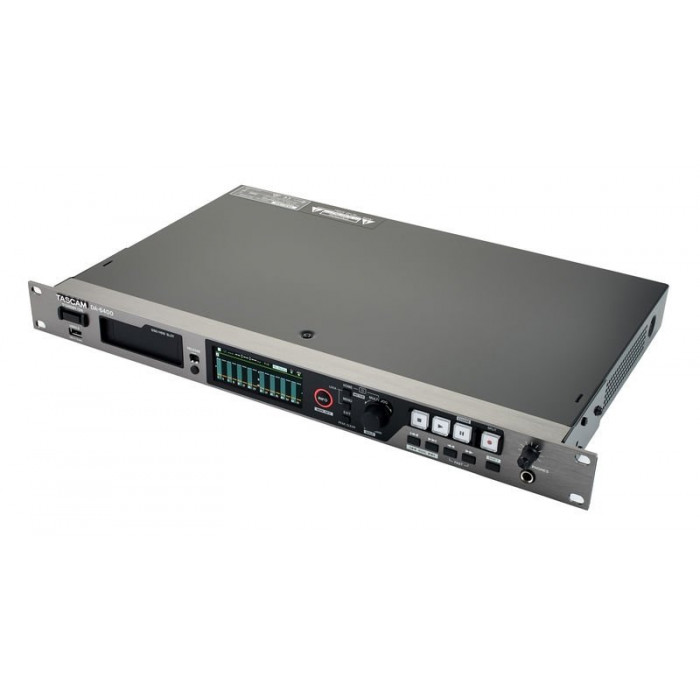 Цифровой аудио рекордер TASCAM DA-6400dp