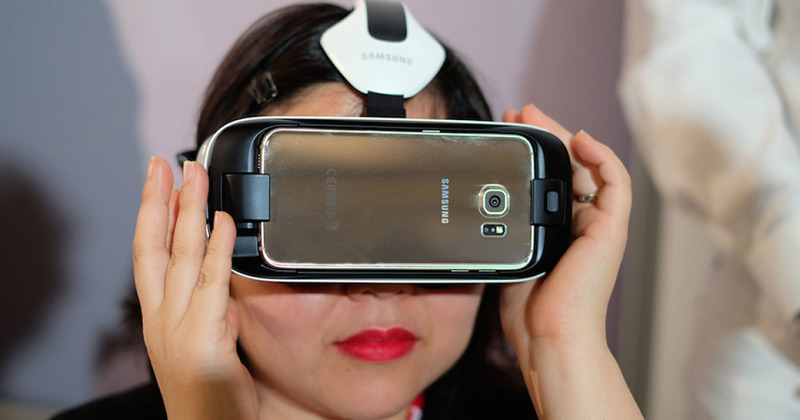 Погружение в виртуальную реальность с приложением Samsung XR