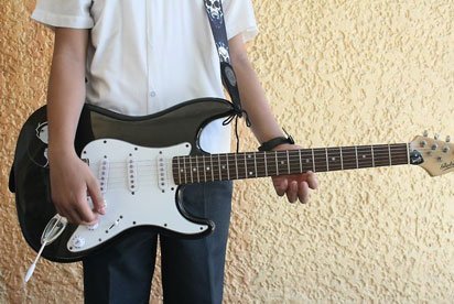 45 способов получить новую гитару: Видео