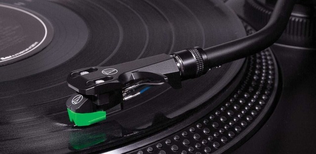 LP-проигрыватель Audio-Technica LP120XBT-USB