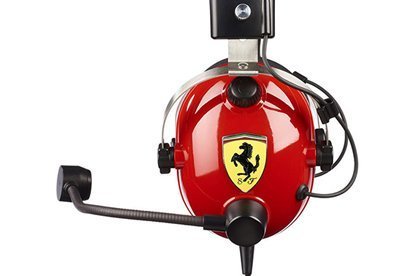 Геймеры и прославленный Ferrari