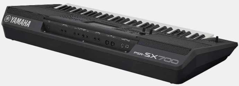PSR-SX700